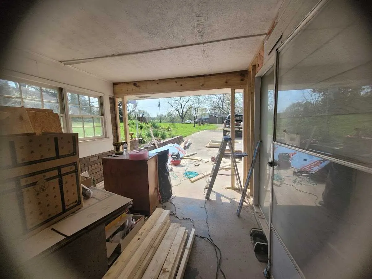 Air movers and dehumidifier for Water Mitigation Services in Berryville